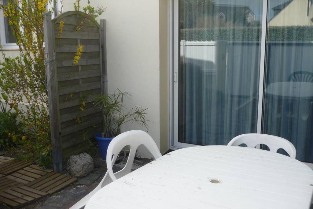 T1 bis duplex à 2 pas de la plage à Larmor-Plage Appartamento Esterno foto